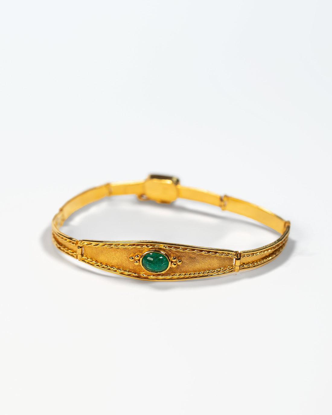 Mediterranean Jewellery: The Ancient Roots of Modern Elegance