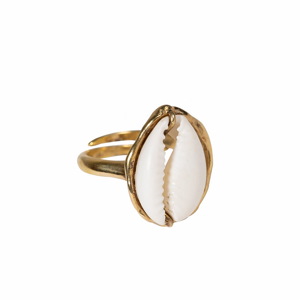 Yellow Silver Ring with Seashell